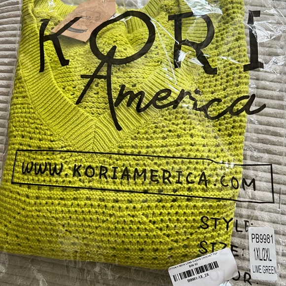 KORI V-Neck Cotton Crochet Lime Green Sweater - NWT - Picture 4 of 5